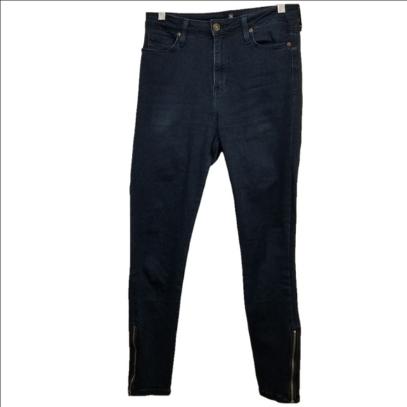 Just black size 29 Jean's with zipper on legs. - Picture 5 of 13